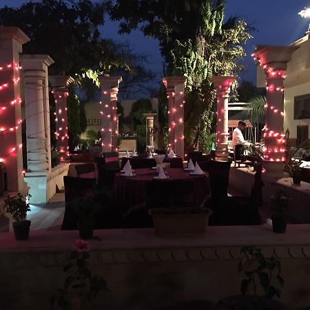 Awtar Mansion Bed & Breakfast Agra  Ngoại thất bức ảnh